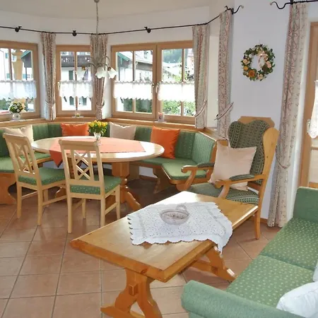 Ferienwohnungen Alpenperle Mittenwald Exterior photo